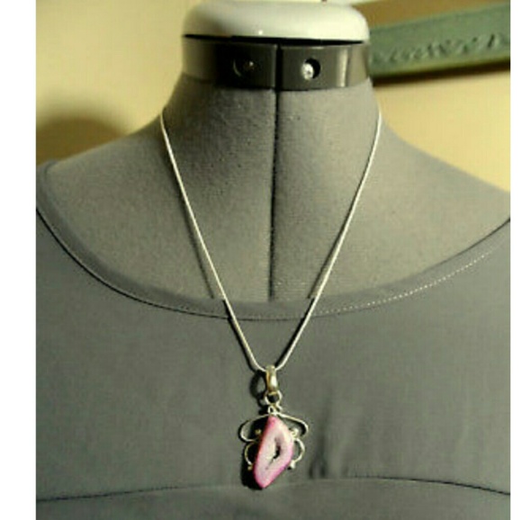 New Pink Crystal Quartz Necklace 925 Silver Chain - Picture 2 of 4